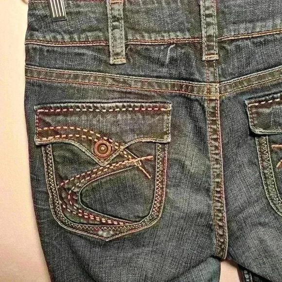 Silver Jeans Suki Flap size 30/30 #96 - Picture 4 of 9